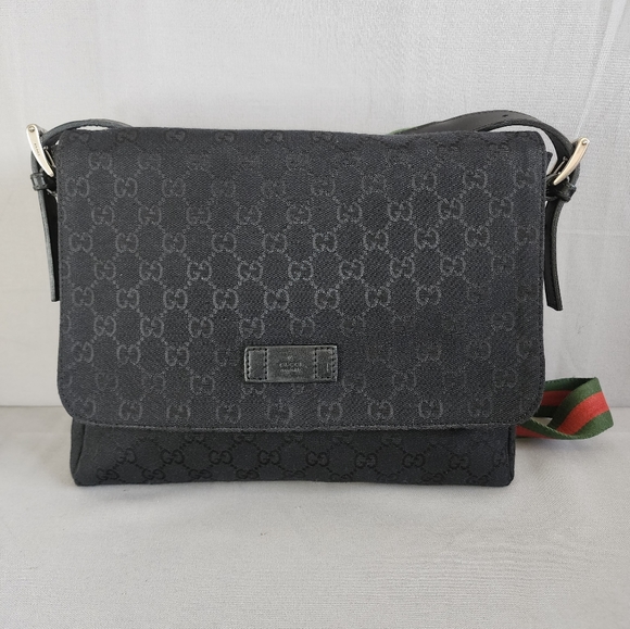 ✨️GUCCI GG Canvas Web Messenger Bag - Picture 2 of 16